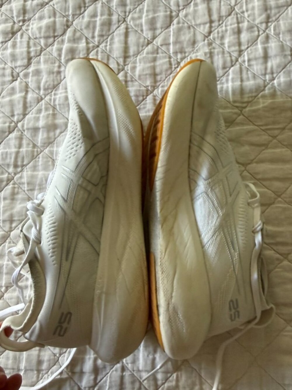 Asics Gel Nimbus 25 Running Shoe - White, Women's Size 9 - Picture 5 of 8